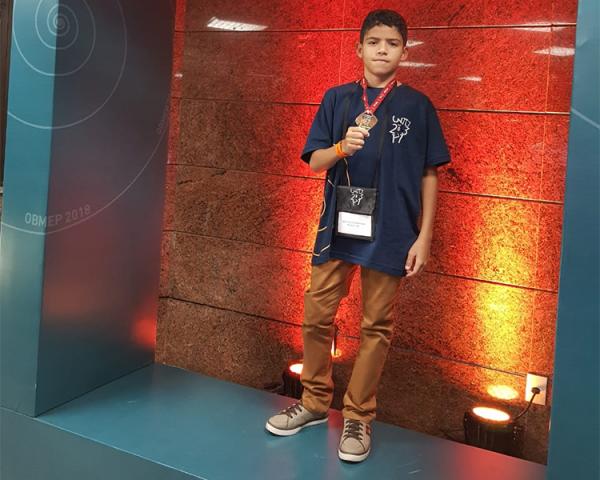 Aluno do Piauí é ouro na Obmep e escola credenciada como pólo olímpico