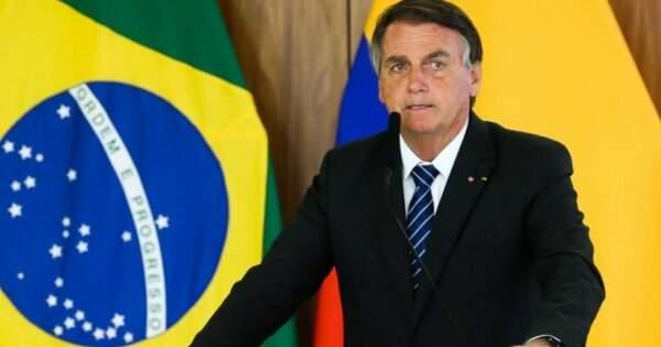 Bolsonaro sanciona lei que amplia exigências para operação de empresa de ônibus interestaduais