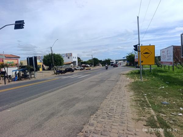 Sem&aacute;foro em trecho das BRs em Floriano gera ajustes ap&oacute;s reclama&ccedil;&otilde;es de congestionamento(Imagem:FlorianoNews)