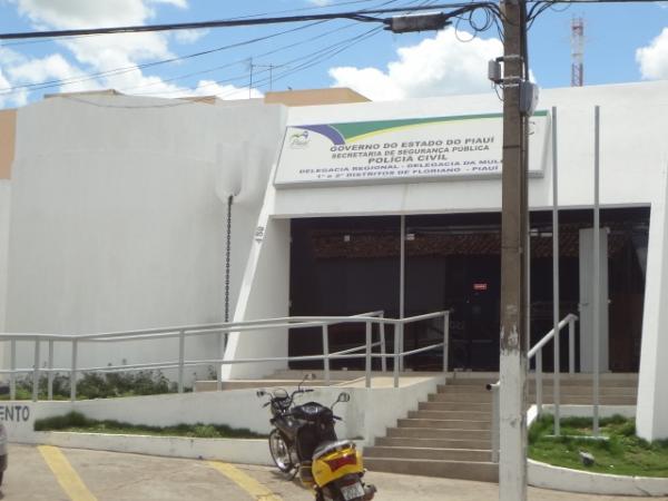 Delegacia Regional de Floriano(Imagem:FloriaoNews)