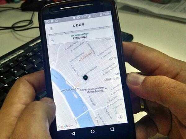 Uber completa um mês em Teresina e uso ainda divide opiniões de clientes