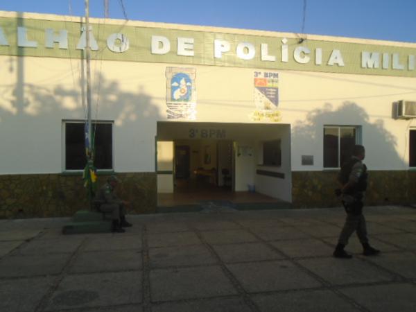 Homem invade casa e ameaça ex-mulher em Floriano