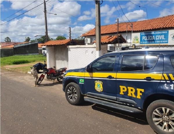 Homem é preso pela PRF por conduzir motocicleta adulterada em Barão de Grajaú