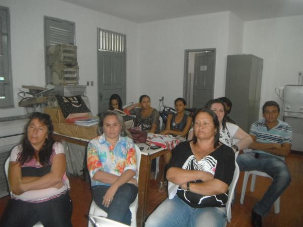 Professores do Programa ProJovem Urbano recebem capacita&ccedil;&atilde;o.(Imagem:FlorianoNews)