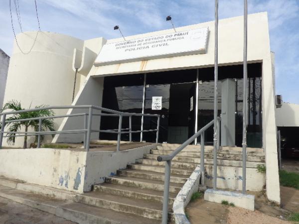 PRF apreende homem por uso de documentos falsos
