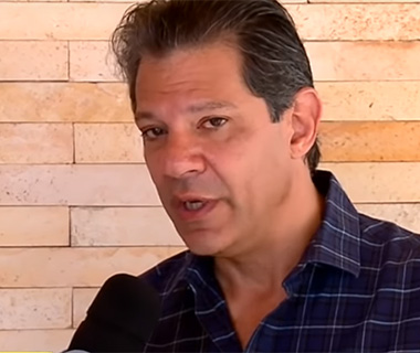 No Piauí, Haddad diz que "Bolsonaro é ameaça real à democracia"