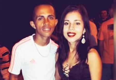 Ao avistar viatura da PM, casal sofre queda de moto e fica ferido em Floriano