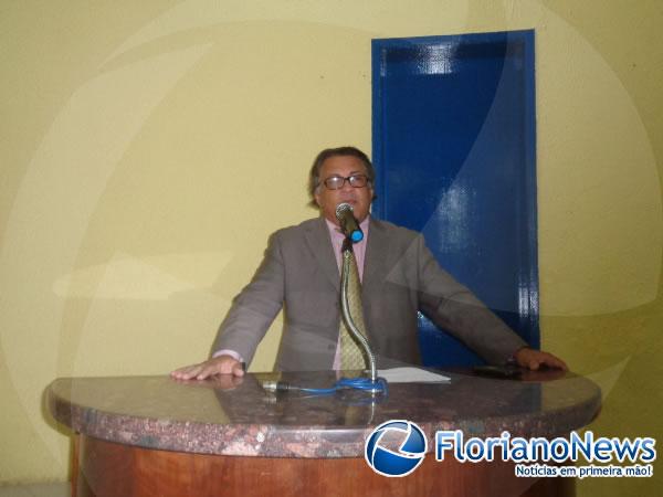 Vereador Carlos Ant&ocirc;nio &eacute; eleito novo presidente da C&acirc;mara de Floriano..(Imagem:FlorianoNews)