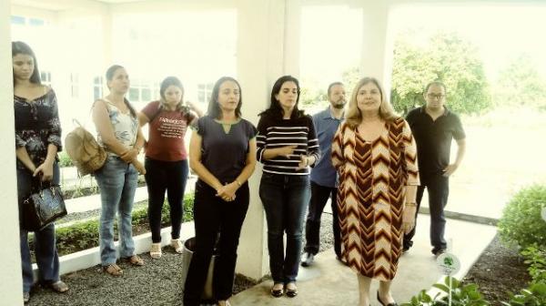 FAESF inaugura Farm&aacute;cia Viva de medicamentos fitoter&aacute;picos.(Imagem:FlorianoNews)