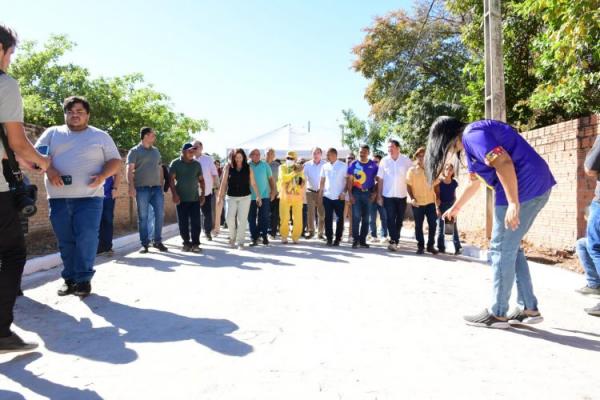 129 ANOS: Prefeitura de Floriano entrega pavimentação no bairro Rede Nova executada com recursos próprios(Imagem:Secom)