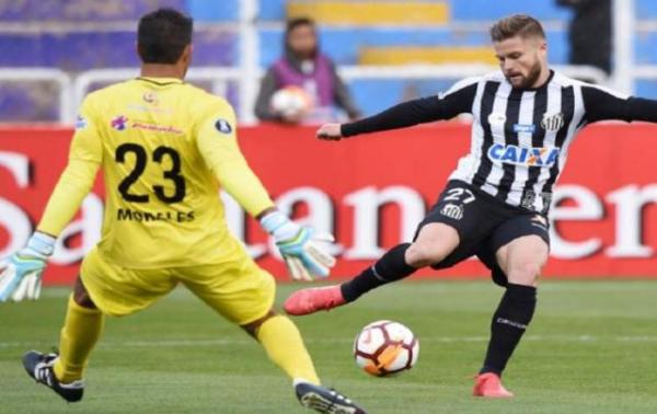 Santos é dominado e perde para o Garcilaso em estreia no Peru