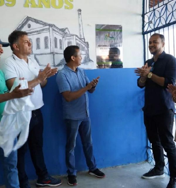Deputado federal Dr. Francisco Costa participa de comemoração do aniversário de Campinas do Piauí