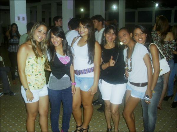 Jovens(Imagem:Floriano News)