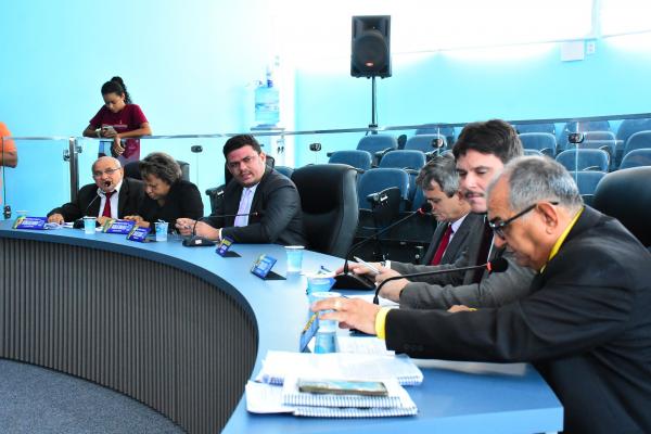 Aberto primeiro ciclo de sessões da Câmara Municipal de Floriano.(Imagem:CMF)