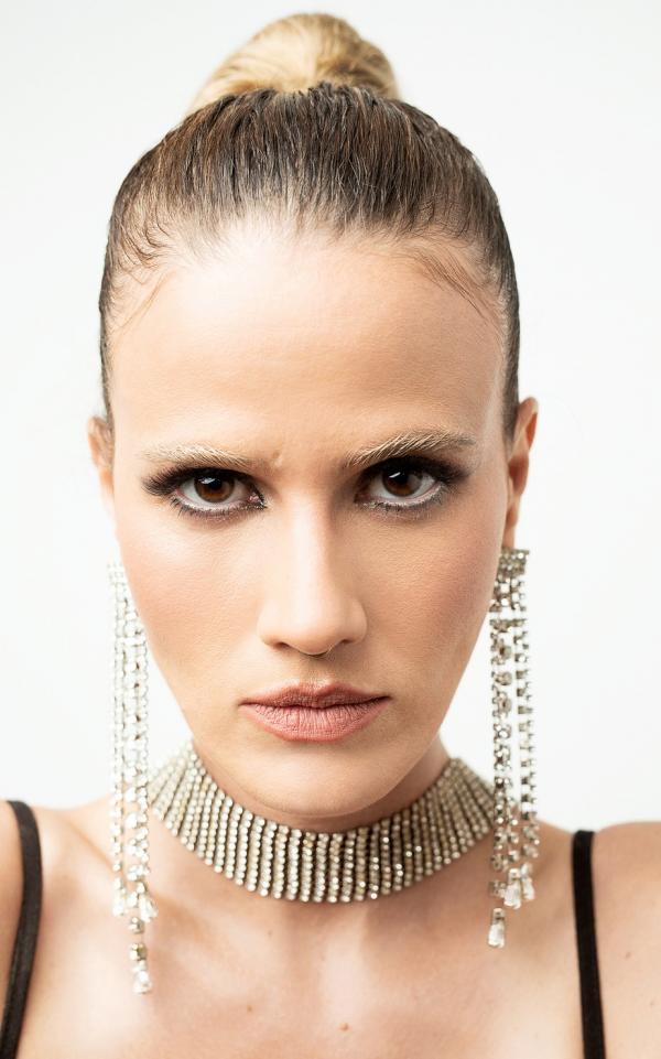 Ana Ca&ntilde;as faz 