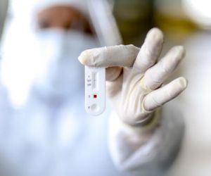 Entenda por que a transmissão descontrolada tende a criar vírus mais perigosos