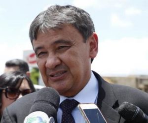 Governador afirma que reforma administrativa vai além dos cortes