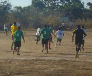 Equipe da Schin vence campeonato de futebol amador de Floriano