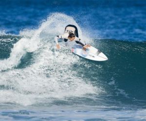Silvana domina francesa e australiana na estreia e vai direto à 3ª fase em Portugal