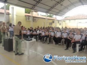 Ronda Cidadão realizou palestra sobre drogas no Colégio Impacto