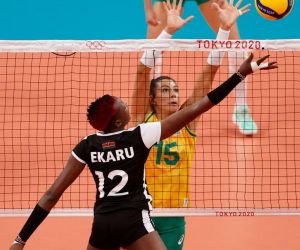 Carol liga alerta do Brasil contra as russas no vôlei: "Zerou tudo"