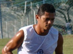 Com baixa de titulares, Paulo Moroni aciona novos reforços no Parnahyba