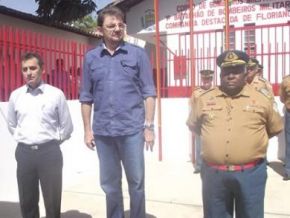 Wilson Martins inaugurou nova sede do Corpo de Bombeiros em Floriano
