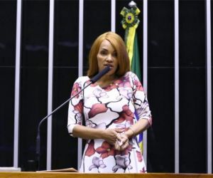 Câmara aprova cassação do mandato da deputada Flordelis