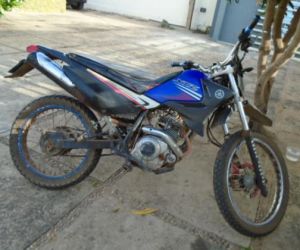 Moto é apreendida após condutor tentar fuga em Floriano