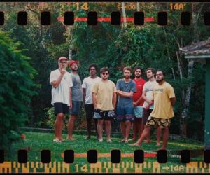Bandas Jovem Dionísio e Gilsons se associam com Algum ritmo