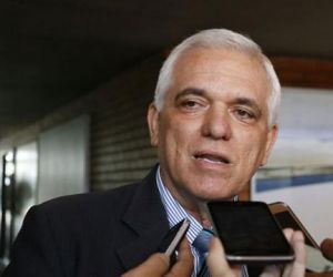 "É o governador que decide", diz Themístocles sobre cargos para o MDB