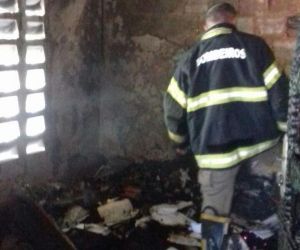 Igreja de São Sebastião é furtada e incendiada por criminosos