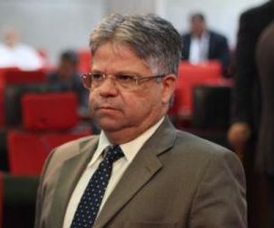 Gustavo Neiva destaca o lançamento pelo TCE-PI do aplicativo "Na Ponta do Lápis"