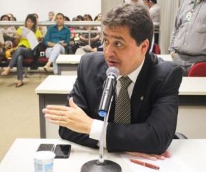 "Se Paes Ladim continuar na presidência, saio do PTB", diz Nerinho
