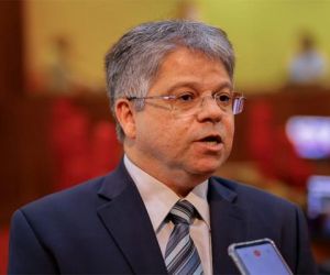 Gustavo Neiva diz que crédito de Wellington Dias na França é fake news