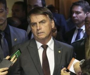 Jair Bolsonaro recua e afirma que Trabalho terá status de ministério