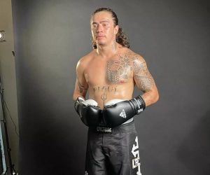 Whindersson Nunes posa para foto oficial de luta com Popó e é zoado: "Boa sorte, Moana"