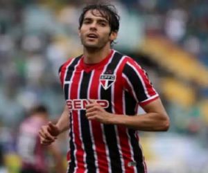 São Paulo aguarda decisão de Kaká para elaborar plano por volta do ídolo