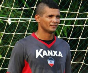 River-PI confirma goleiro Naylson na delegação que embarca a Sergipe