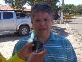Gustavo Neiva anuncia asfaltamento da rodovia Transcerrados