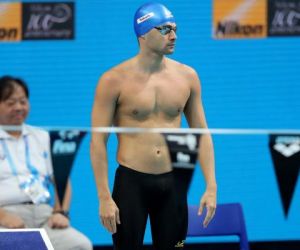 Sentindo-se "estranho", Leo de Deus avança à semi nos 200m costas do Mundial