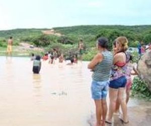 Dois garotos morrem afogados quando brincavam em Barragem de Buriti dos Montes