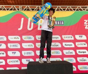 Piauí sobe ao lugar mais alto do pódio no JUBs com Carolina Bandeira do skate