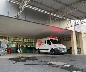 Coveiro e vigia são baleados durante tiroteio em cemitério na zona Leste
