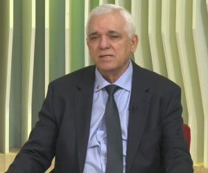 "Hora agora não é de confronto" diz presidente reeleito na Alepi