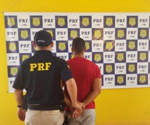 Motorista é preso por uso de documento falso na BR 316