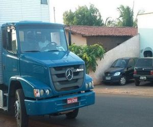 Caminhão baú desaparece em Teresina e é localizado pela polícia em José de Freitas