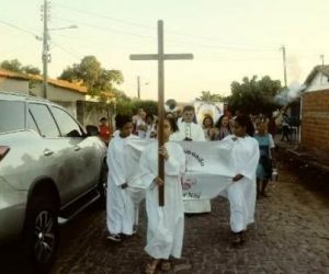 Procissão marca abertura dos festejos de São Raimundo Nonato em Floriano