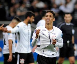 Para evitar crise, Corinthians enfrenta o Vitória para avançar na Copa do Brasil