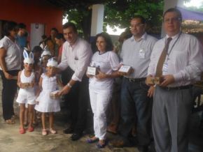 Alunos e professores da Escola Municipal Hercília Camarço celebram semana da Páscoa